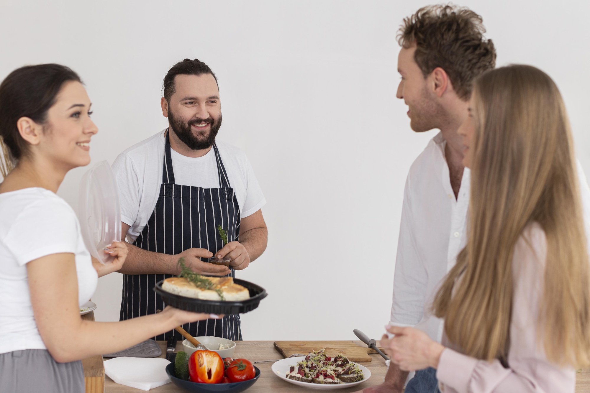 Small group plating dishes together